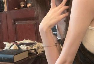 导航“www.17”，一秒上车，为啥吃瓜的路上总是那么多堵？