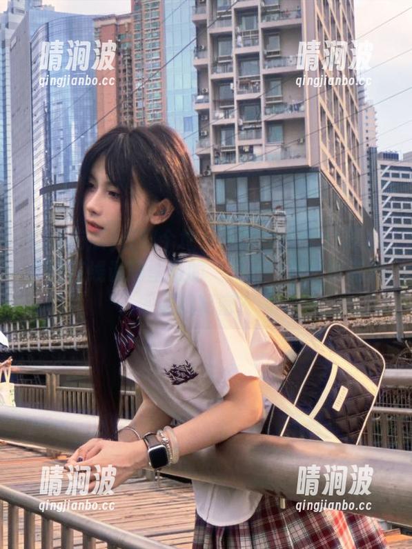 51吃瓜 在哪个地址?你敢相信51吃瓜校园在线说隔壁班的“天才”居然也有追星的秘密?