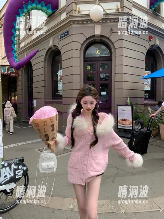51吃瓜 www.51吃瓜导航:从你为我导航到我为你吃瓜,是哪种巧合?