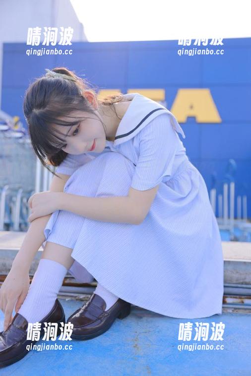 瓜多得就像“51吃瓜coog”app的界面，一会儿这儿一会儿那儿，眼花缭乱的！