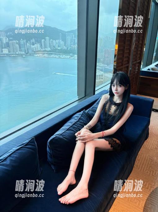 51吃瓜中心 “51吃瓜中心”网站:不吃汉堡来吃瓜,健康又好奇。