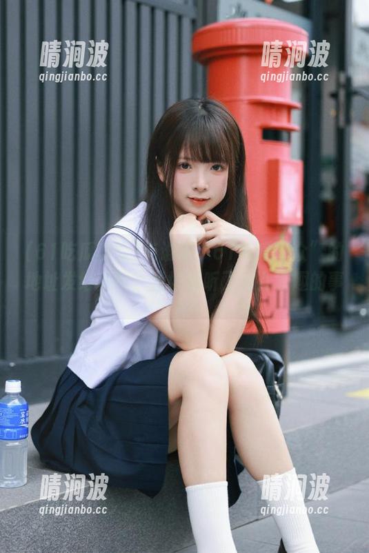 61吃瓜群众 有谁把“61吃瓜群众”的地址发给我吗?我好像听了点儿有趣的事…