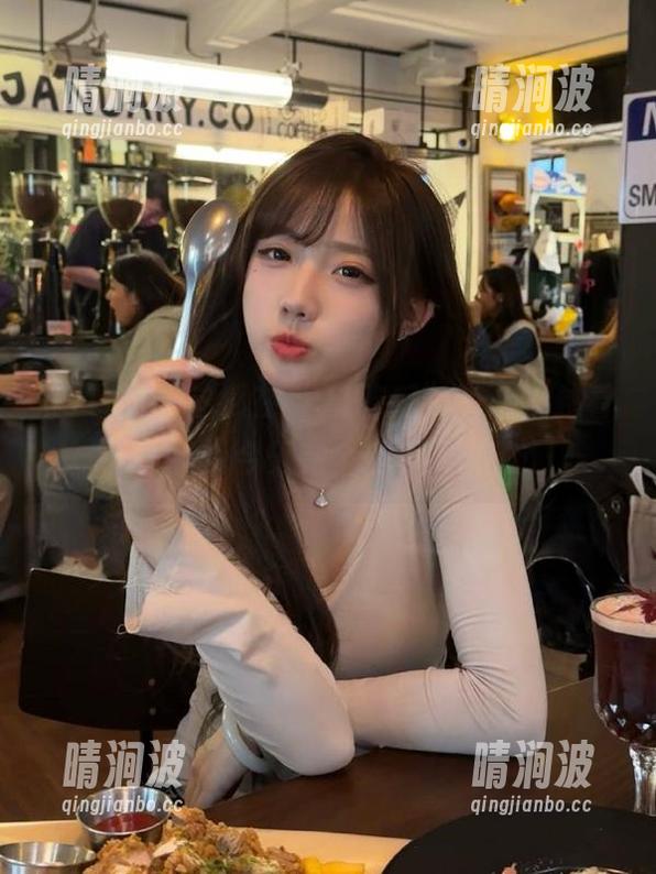 这瓜在“91吃瓜”app上越看越上头，今天完全停不下来了！