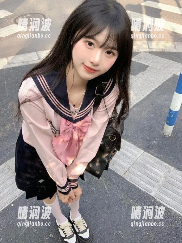 与其说吃瓜，不如说是在91黑料里享受永久的暴风圈