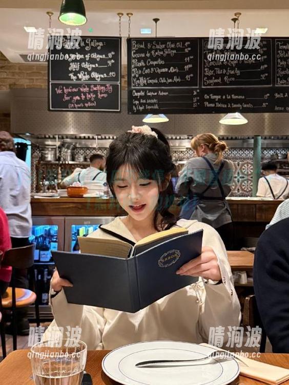 91黑料网 吃瓜不能停,不如直接刷“91黑料网”的地址!