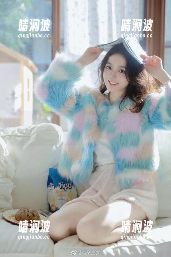 ccgg ccgg51.ct的ios版本:吃瓜也能边走边看,反正不怕摔