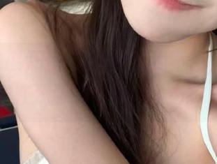 五一吃瓜网页刷不停，好像每一颗瓜都在我面前飞舞，动物的本能觉醒