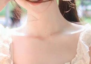 只想问，观看“五一吃瓜”官网的时候，评论怎么变得比瓜本身还让人期待？！