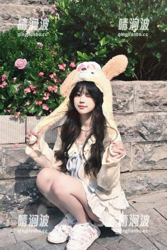 一点点好奇点登录吃瓜91，结果慢慢陷入那神秘的网里，总有更新…