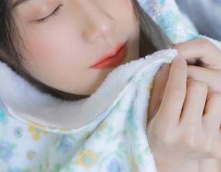 吃瓜天堂传送门在不远处，赶紧把你的好奇心系上，前方似乎有点奇特？