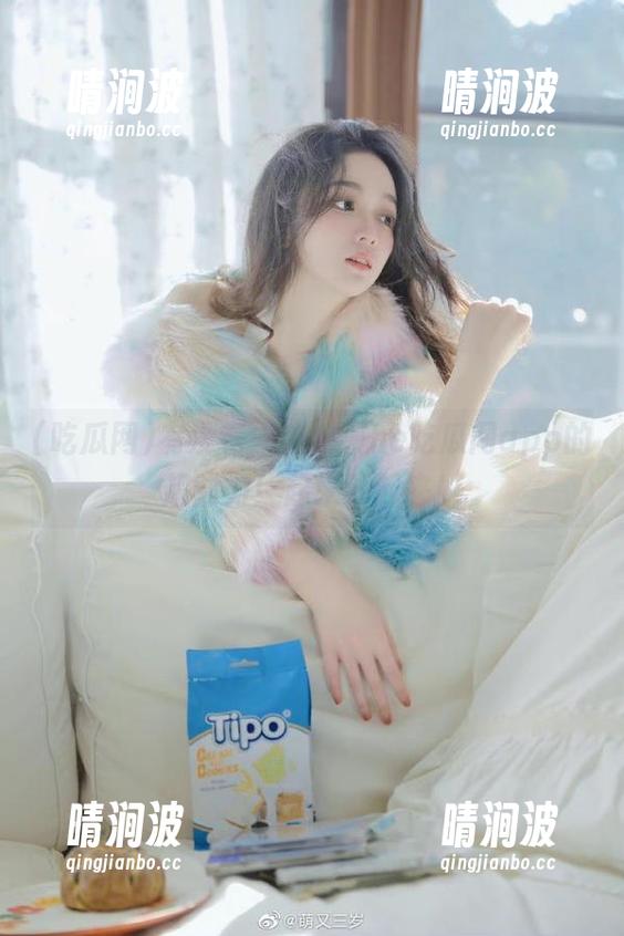 吃瓜网 有没有人来解锁he吃瓜网app的超能力!起来嗨起来!