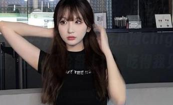 在“第一吃瓜网chigua”中观看，各种瓜轮番上场，吃得我见鬼！
