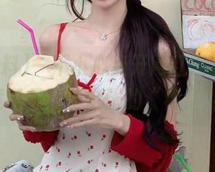 一不小心点开网红黑料网页，竟看见隔壁老张的“艳遇”!