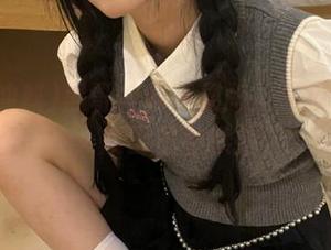 黑哥冲料苹果版：午夜不打烊，瓜田里继续挖
