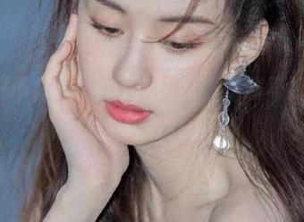 卡顿当现象，黑料不打烊苹果版该长点心了吧？