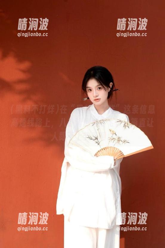 黑料不打烊 在“黑料不打烊”这条信息高速线路上,八卦消息速度飞快,简直让人跟不上节奏啊。