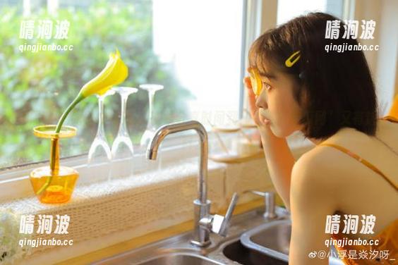 黑料吃瓜网 放轻松,在线分享时间到!“黑料吃瓜网”又有新料了。