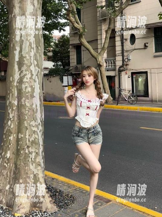 黑料爆料网 “黑料爆料网”来啦,免费浸泡在八卦的海洋中,心情瞬间变得轻松
