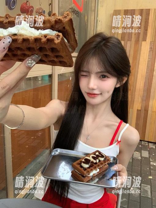 收藏黑料网，今日黑料统统在网页上偷偷讲！