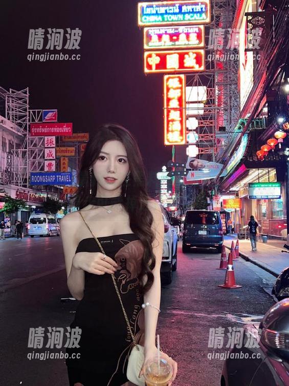 黑料网 最新藏在黑料网的幕后导航,跟着走可能掉进什么花坑?