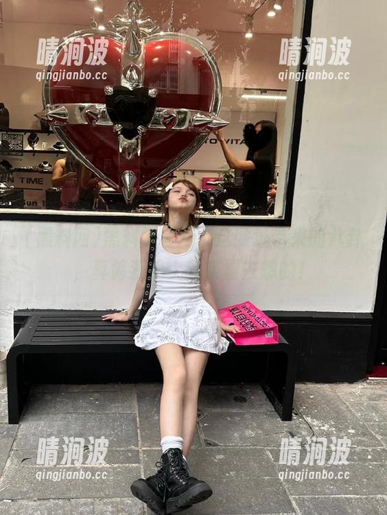黑料网 黑料网官网,这网址带来的八卦,真够我晚上翻来覆去想的!