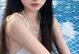 黑瓜吃料苹果版，大叔深夜种瓜的奇幻旅程