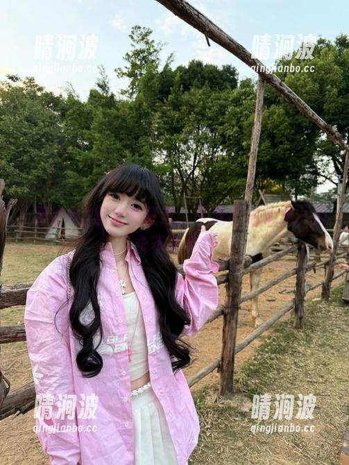 黑社料 黑社料狂欢:下载已成永久,瓜永不止步!